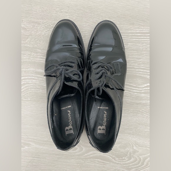 Browns Oxford shoes - Picture 2 of 5